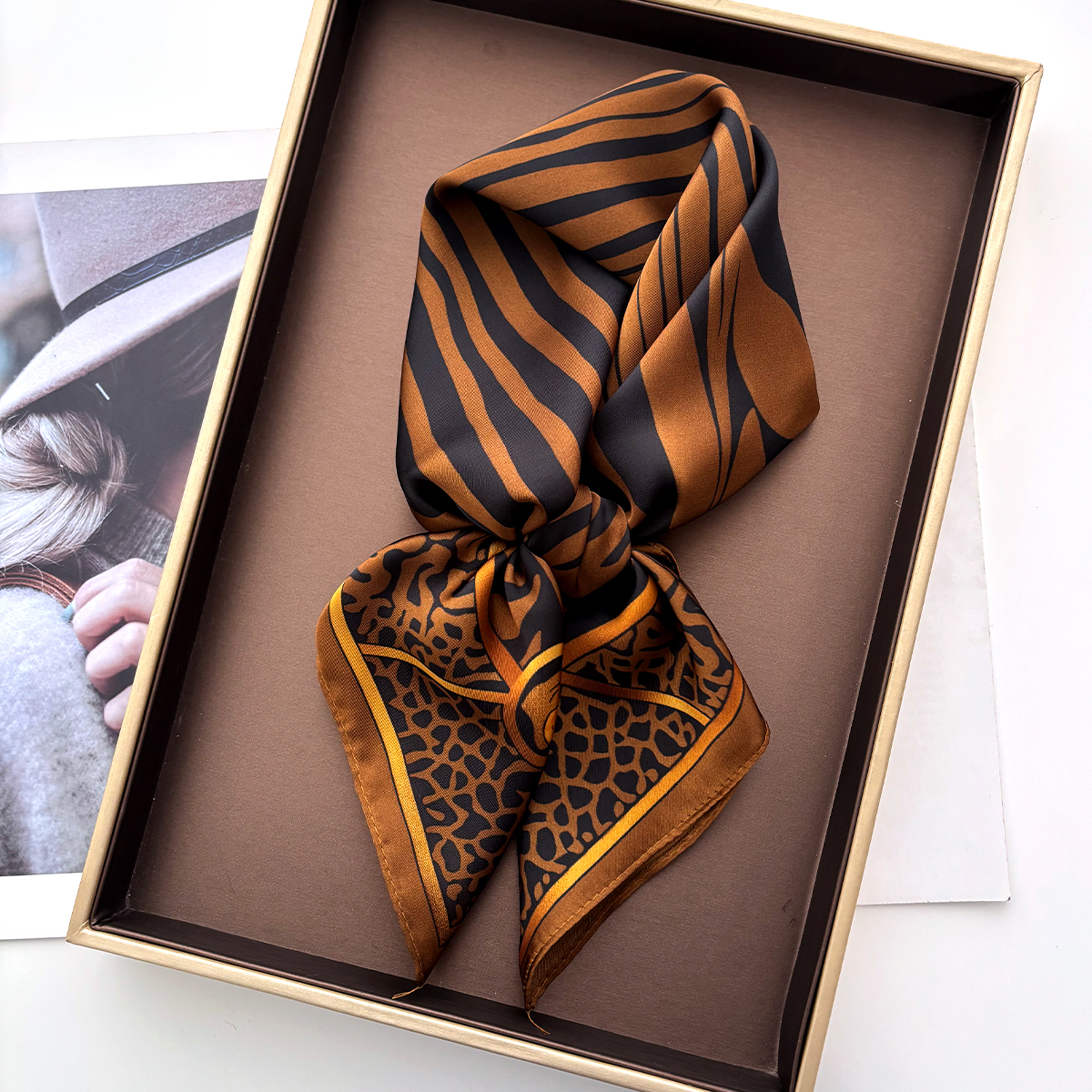 Foulard de luxe léopard pour femme, imitation soie, carré, bandeau, bandana, écharpe de cou, bandeaux pour la tête, été 2026
