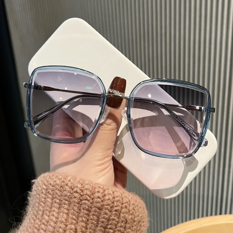 Lunettes de soleil de luxe carrées à grande monture pour femme, style vintage, pour la conduite et la ville, monture métallique, verres polygonaux
