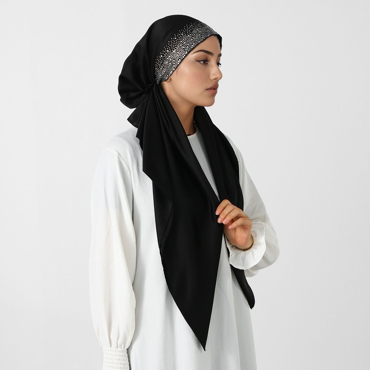 Hijab instantané pour femmes musulmanes, bonnet en satin, foulard, bandeau à strass, châle, turban doux, bonnet élastique uni, couvre-tête, bonnet de nuit, enveloppes pour la tête