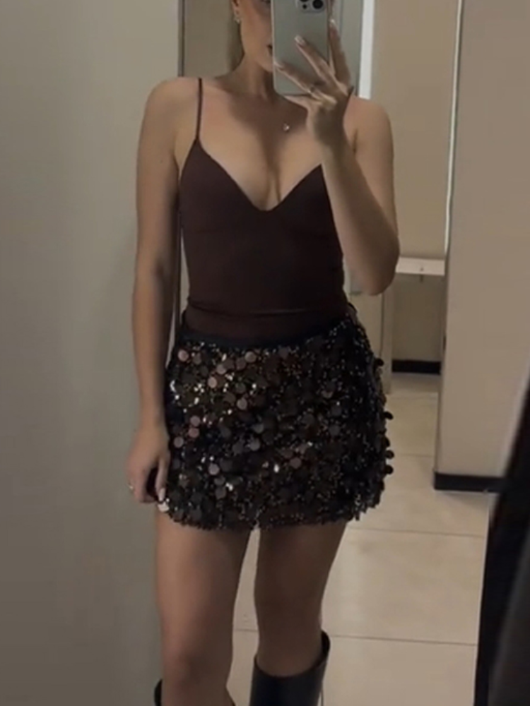 Mini jupe Chic à paillettes pour femmes, Sexy, Slim, brillante, courte, printemps été, plage, couleur unie, vacances, Streetwear, vêtements pour dames, 2025