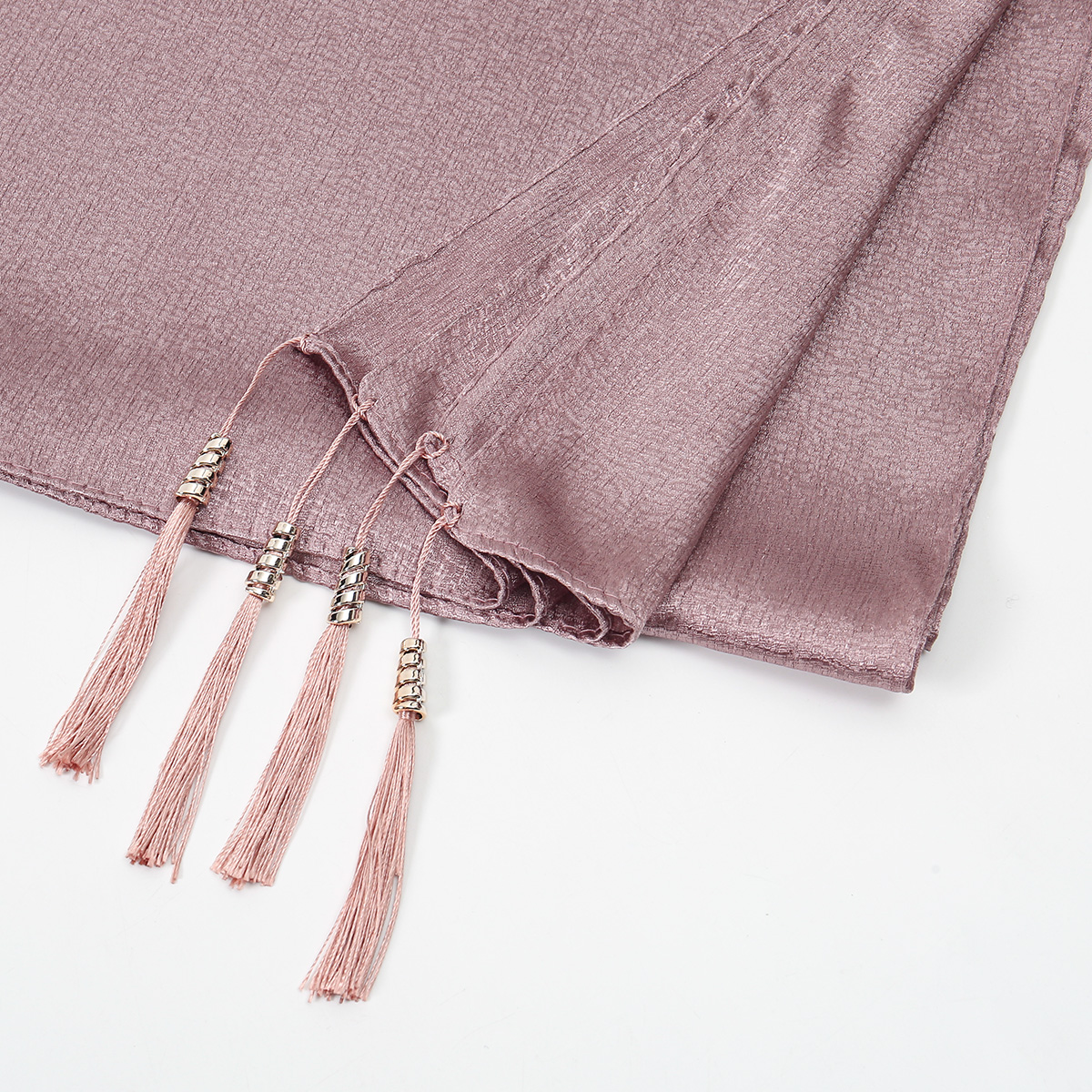 Foulard en satin de soie uni pour femme musulmane, châles longs, couvre-chefs islamiques pour femme, foulard à pompons de haute qualité pour le Ramadan 160*70cm