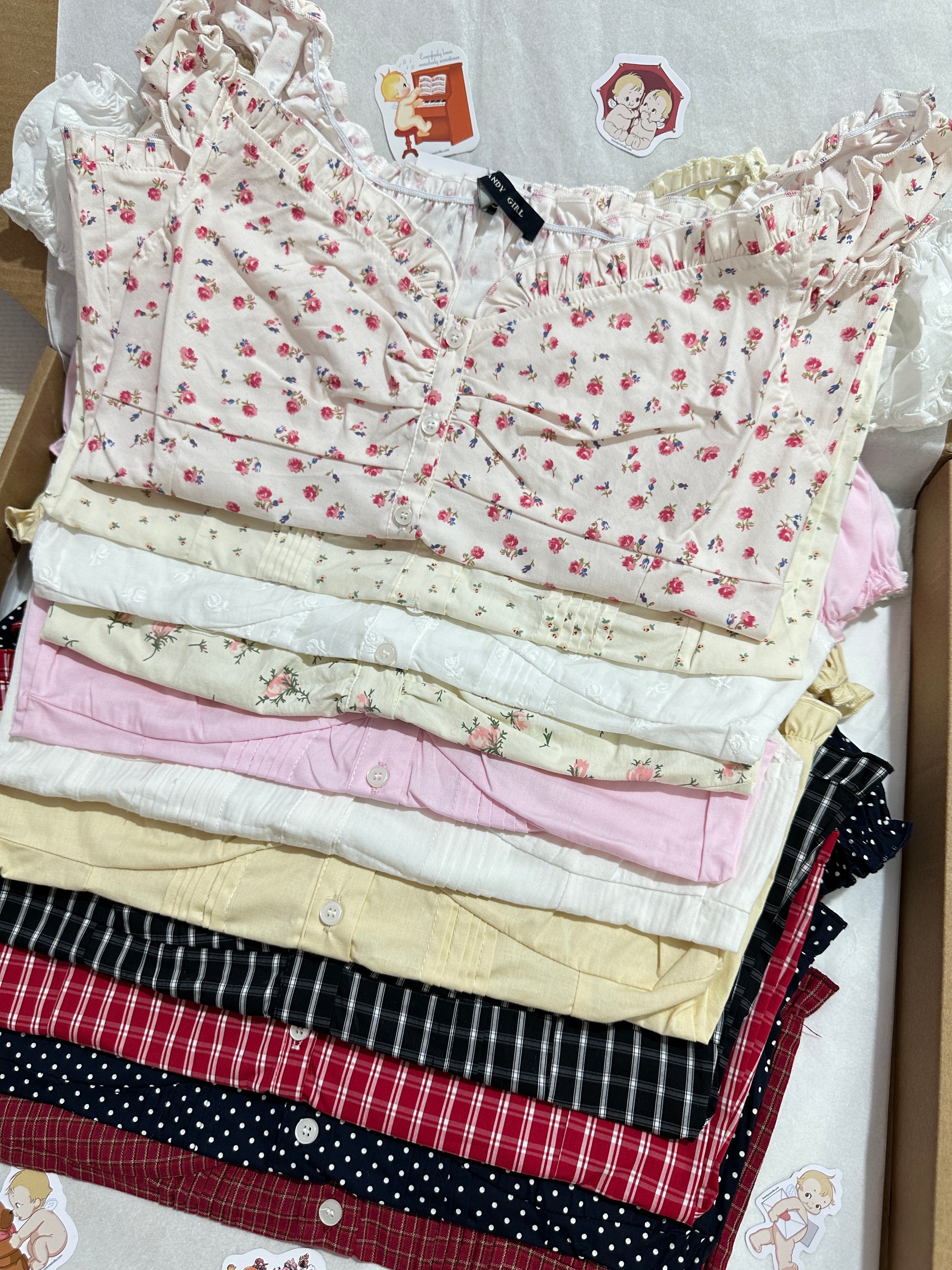 T-shirt imprimé Floral pour femmes, chemisier à volants, col en V, pliable, simple boutonnage, été, doux, Vintage, manches bouffantes, chemise Slim Y2K