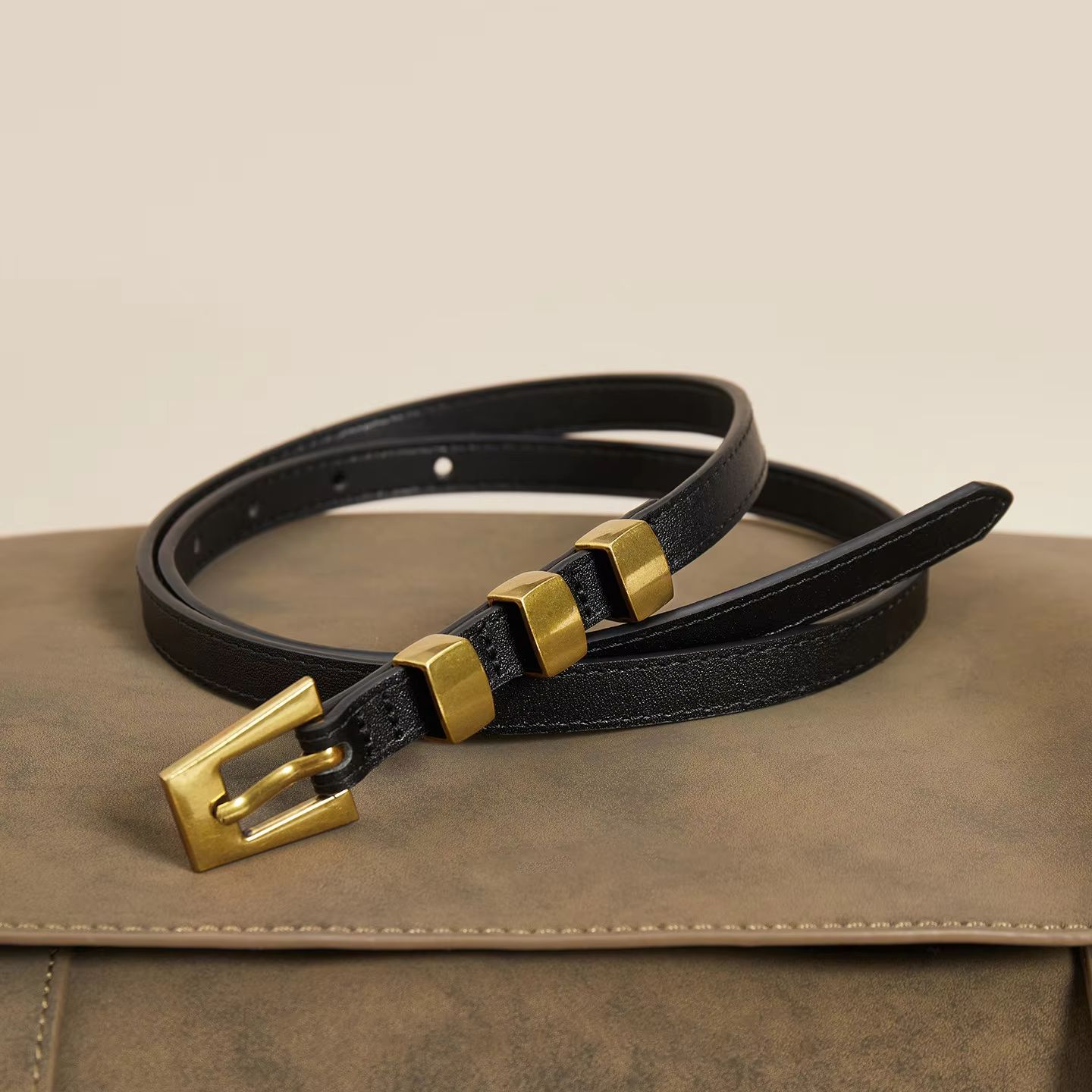 Ceinture skinny décorative en cuir de vachette pour femme, ceinture en cuir structuré doré, ceinture pour jean avec manteau, robe et pull, mode