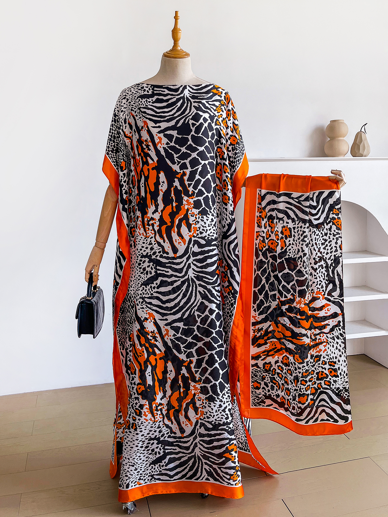 Abaya Dubai à imprimé animalier mixte avec foulard assorti, robe maxi ample à col bateau et manches chauve-souris pour femmes musulmanes africaines