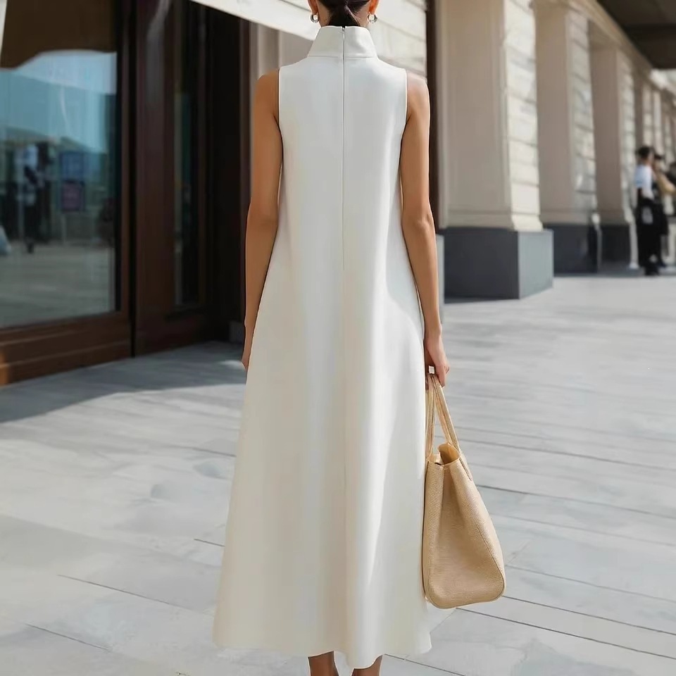 Robe longue plissée ample à taille haute pour femme, col roulé, couleur unie, sans manches, style licou, avec poches, design tendance