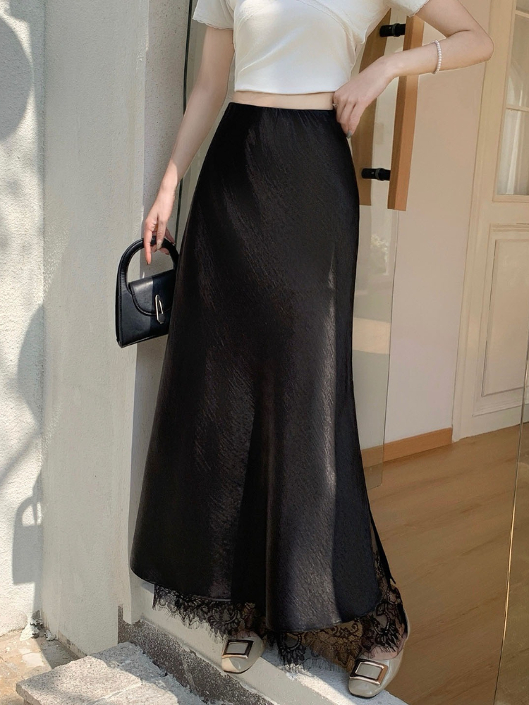 Jupe midi élégante en satin avec empiècements en dentelle et fente latérale pour femme, nouvelle collection Printemps-Été 2026, coupe ajustée, mode haut de gamme