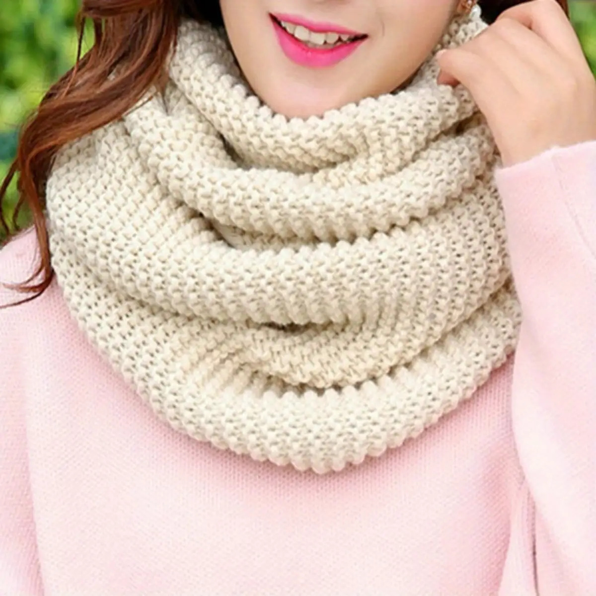 Écharpe d'hiver épaisse et élégante pour femme – Coupe-vent, respirante, chauffe-cou à boucle infinie avec texture de style doux. Lavable à la machine