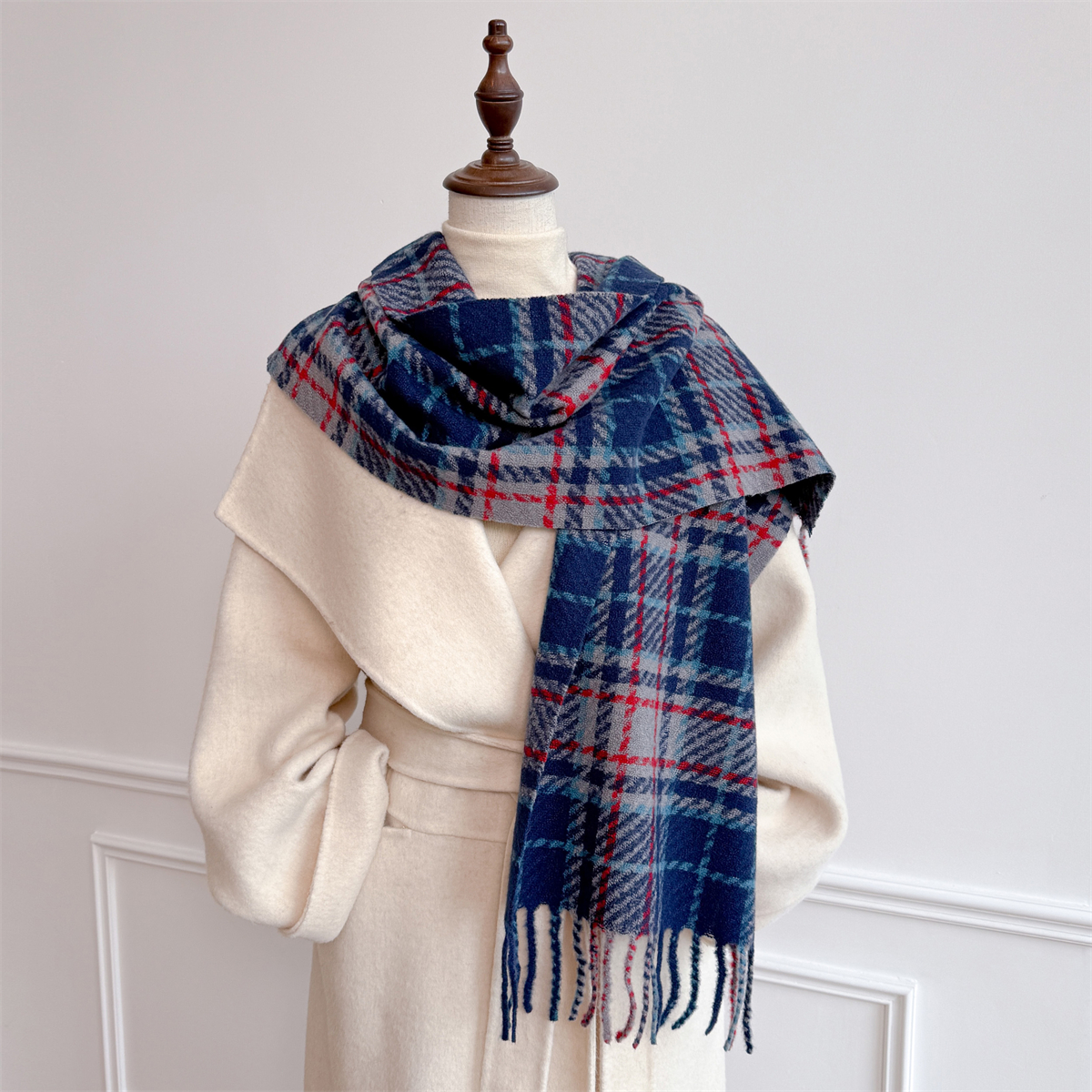 Hiver chaud femmes écharpe épais glands châles Pashmina Plaid rayure concepteur foulard cachemire dame en plein air de luxe résistant au froid