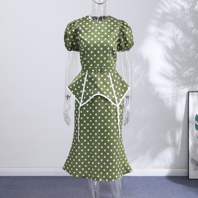 Robe longue élégante rétro pour femme, imprimé pois, manches bouffantes, avec ceinture, ourlet volanté en satin, collection 2026