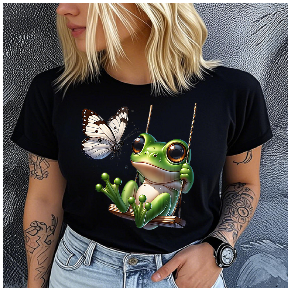 T-shirt en coton 100% pour hommes et femmes, imprimé grenouille sur le balançoire, col rond ample, décontracté, manches courtes, haut à la mode, vêtements d'été