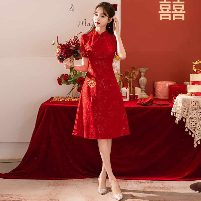 Robe Cheongsam à manches courtes pour femmes, Qipao moderne, vêtements traditionnels chinois, rouge, mode d'été