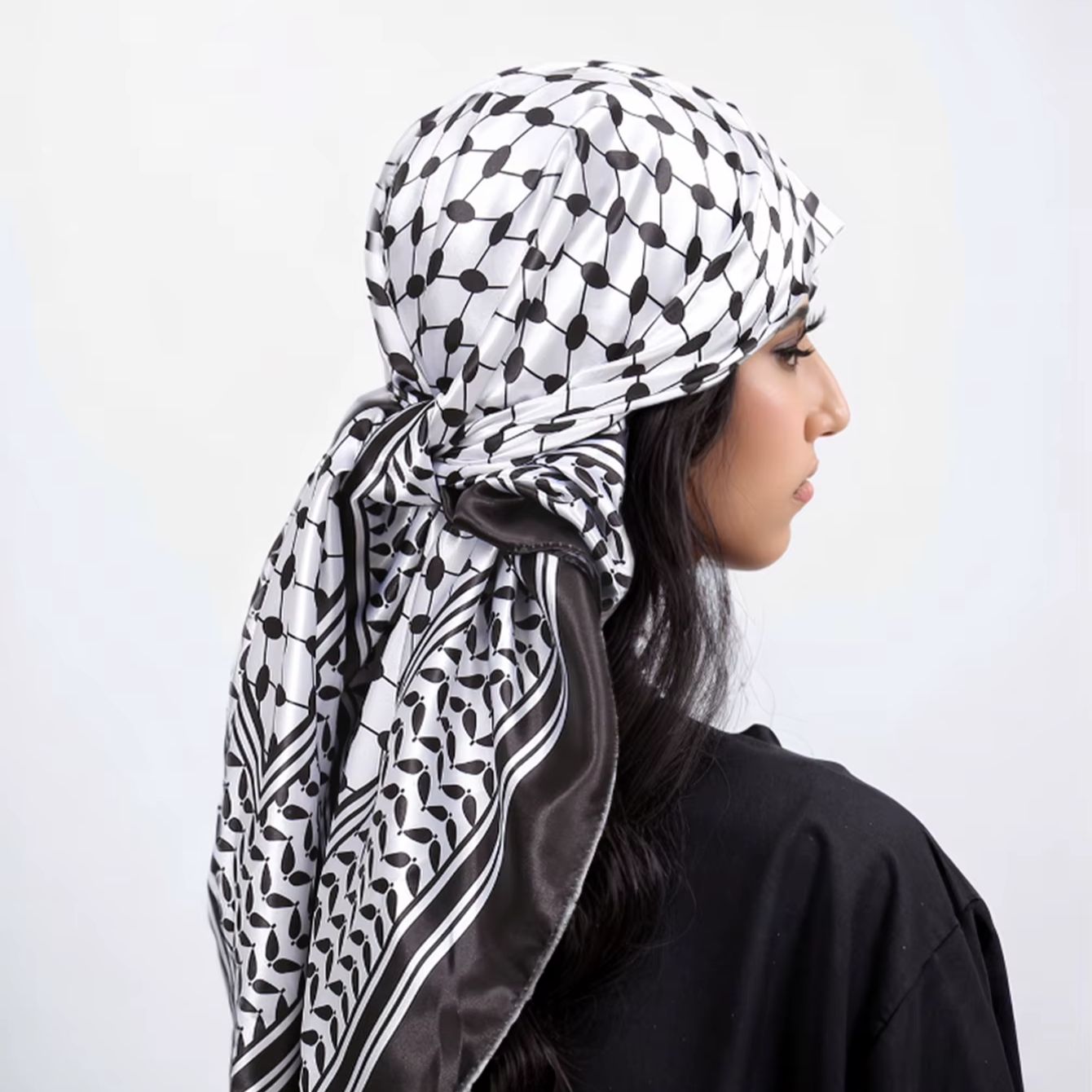 Foulard carré imprimé léopard 90 cm en satin de soie, bandeau, hijab pour femme musulmane, accessoire de mode pour cheveux, style rock, foulard islamique