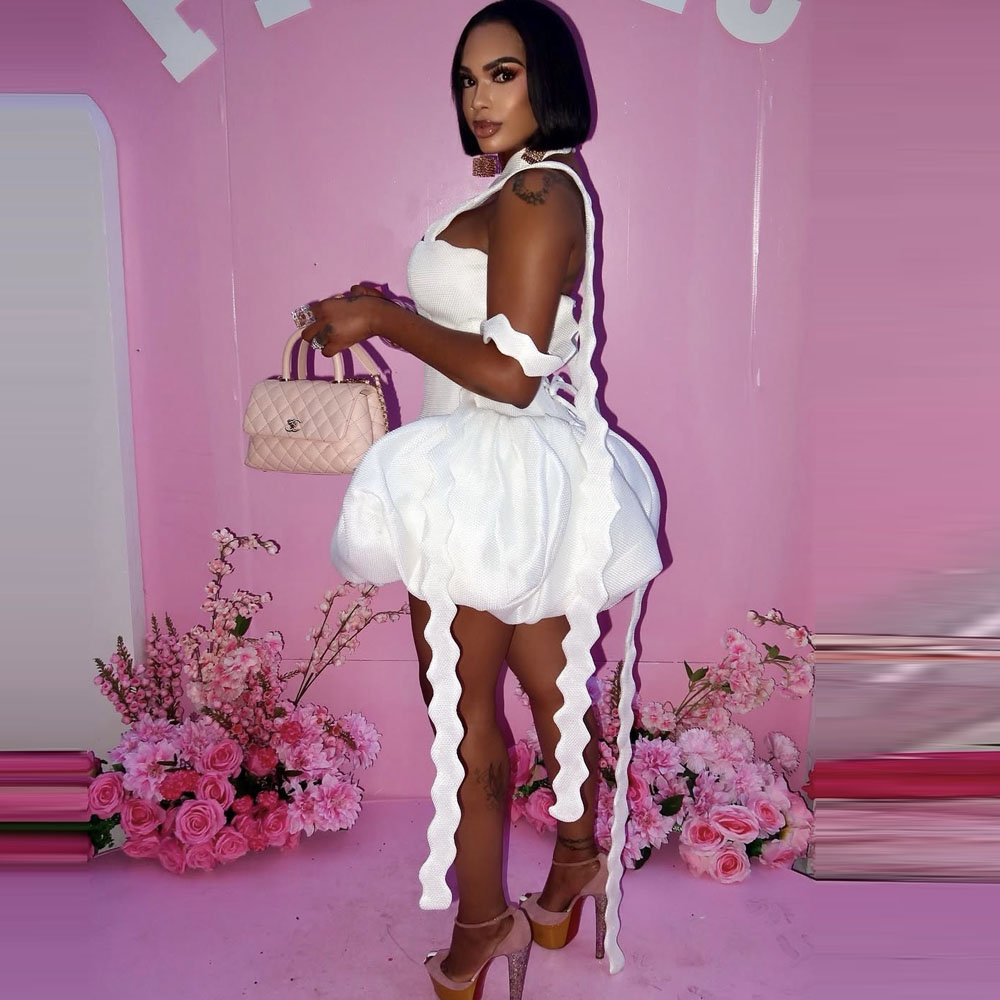 Robes de fête courtes blanches à bulles pour femmes africaines avec bretelles uniques, mini-robe d'anniversaire, vêtements de vacances sur mesure pour femmes