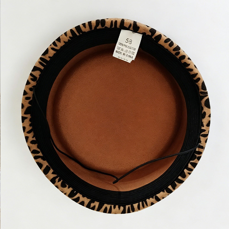 Chapeau d'hôtesse en polyester à imprimé léopard, béret élégant pour femme, mini-chapeau rétro français, chapeau pillbox