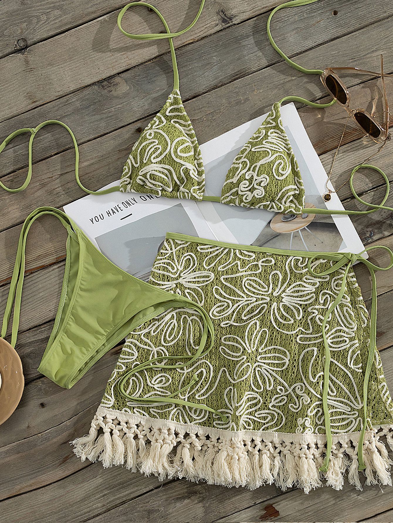 Ensemble bikini 3 pièces pour femme, crochet et broderie florale, haut triangle à nouer, bas à nouer sur le côté avec ourlet à pompons, jupe de plage, maillot de bain