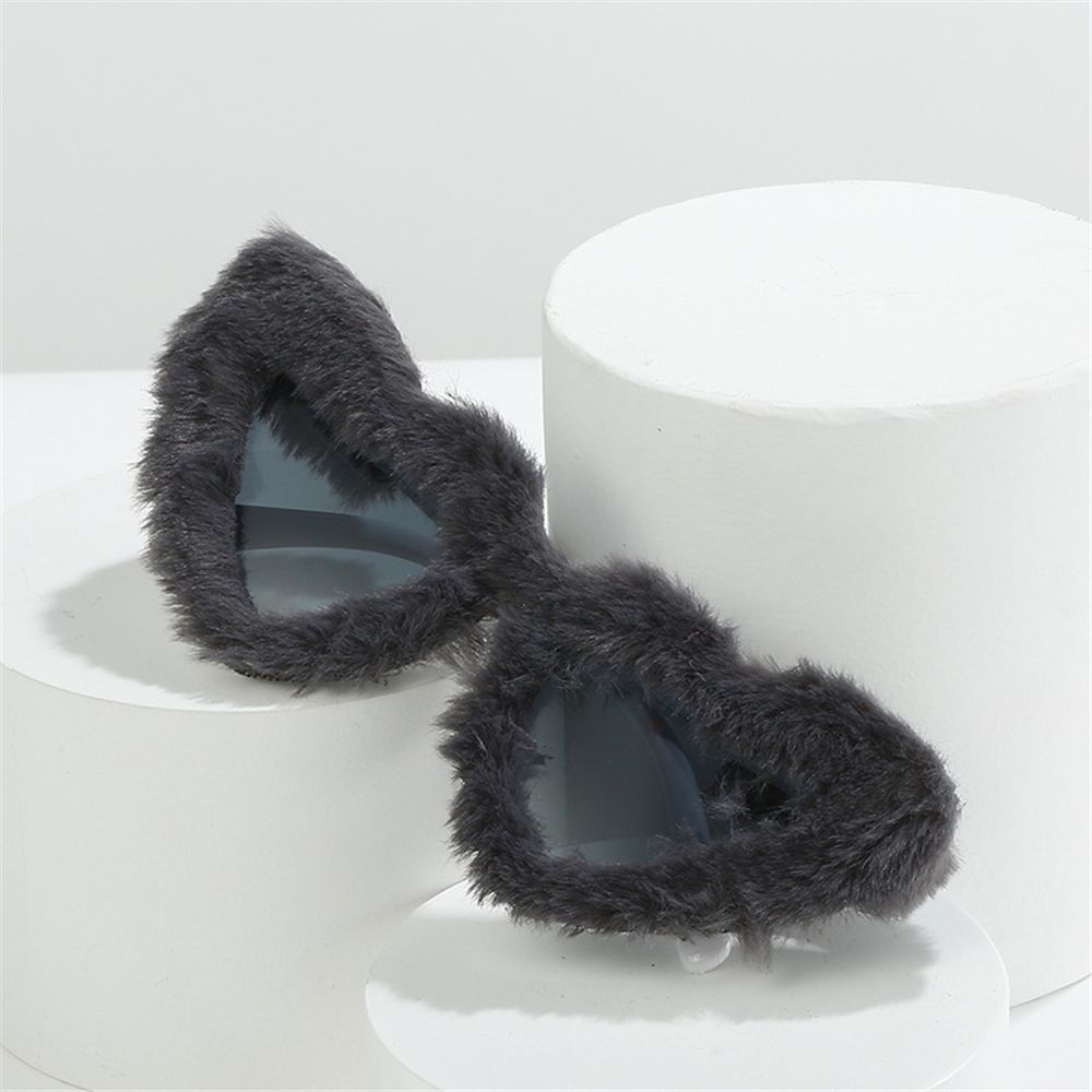 Lunettes de soleil surdimensionnées en forme de cœur pour femmes, style Hip Hop, œil de chat moelleux, nuances en peluche rose, UV400, lunettes de fête