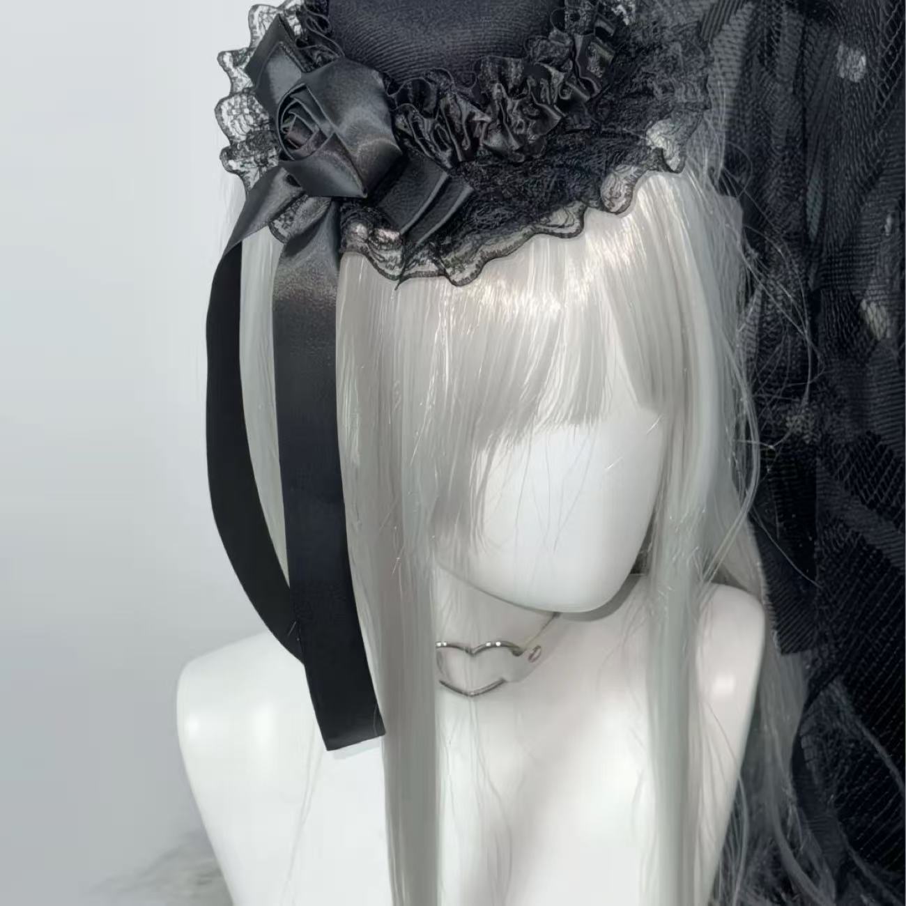 Accessoires de coiffure Lolita : Petit chapeau noir gothique punk rétro avec nœud, idéal pour Comic-Con et spectacles