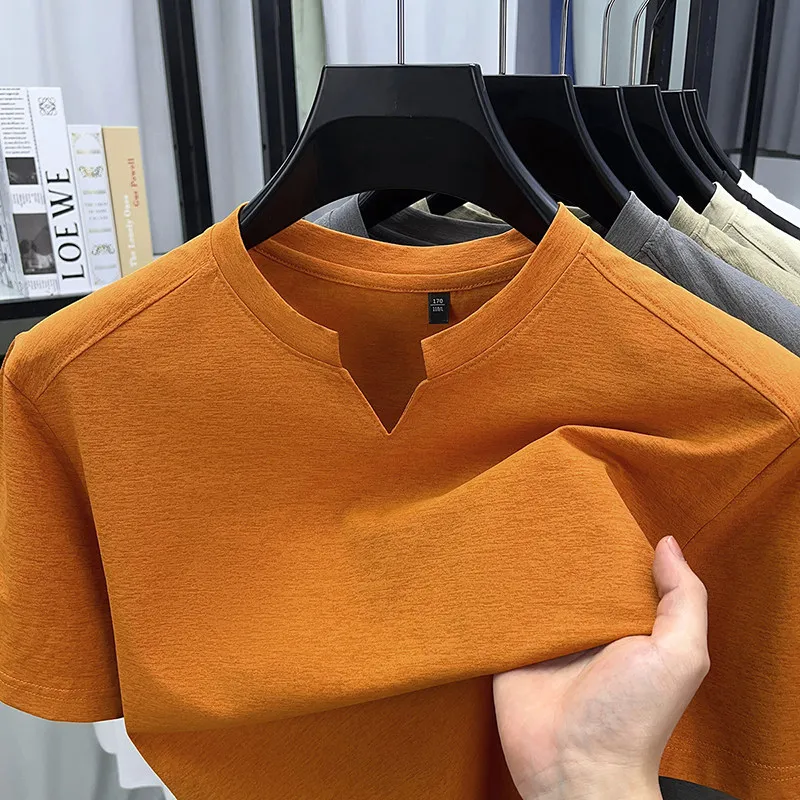 T-shirt à manches courtes pour hommes coréens, décontracté et à la mode, petit col en v, couleur unie, confortable, haut polyvalent d'été