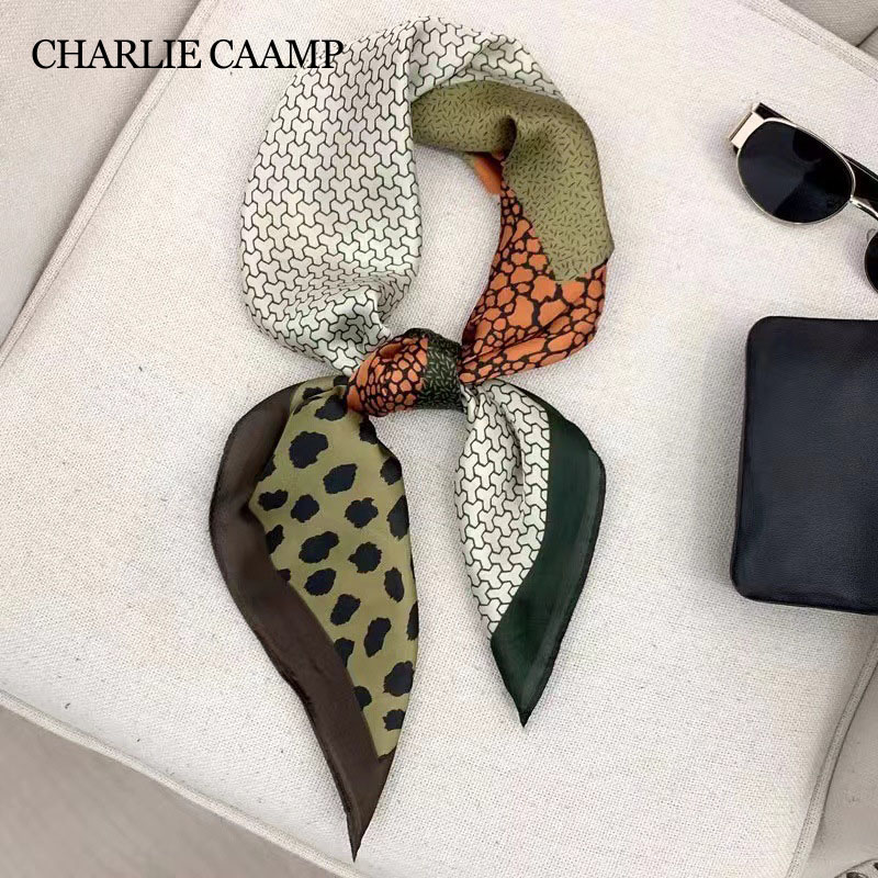 70cm foulards en soie femmes de luxe rétro Patchwork imprimé léopard carré écharpe mouchoir tête enveloppement foulard élégant femme châle