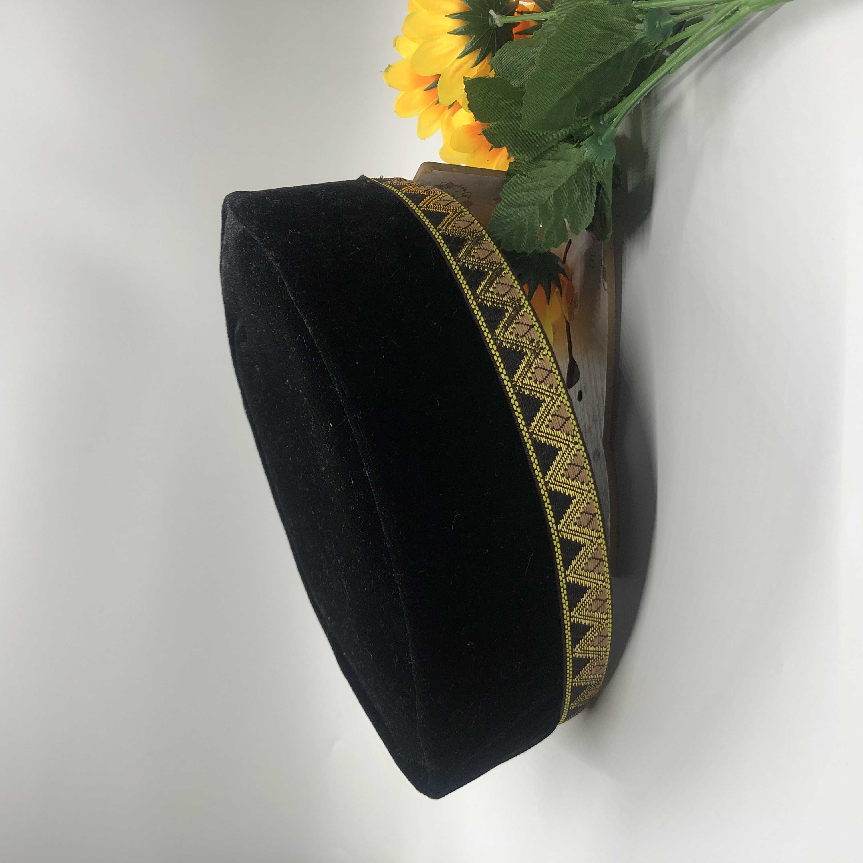 Chapeau Musulman Homme Islam Kufi Tax Products Accessoires de Prière Arabes Saoudiens Chapeau Bateau Malaisien Turban Kippa Topi 0324