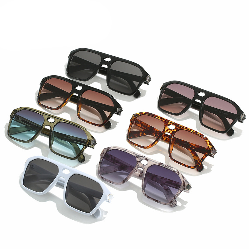 Lunettes de soleil carrées de luxe pour femmes et hommes, marque tendance de styliste, grande monture, mode Vintage dégradé Punk nuances, 2025