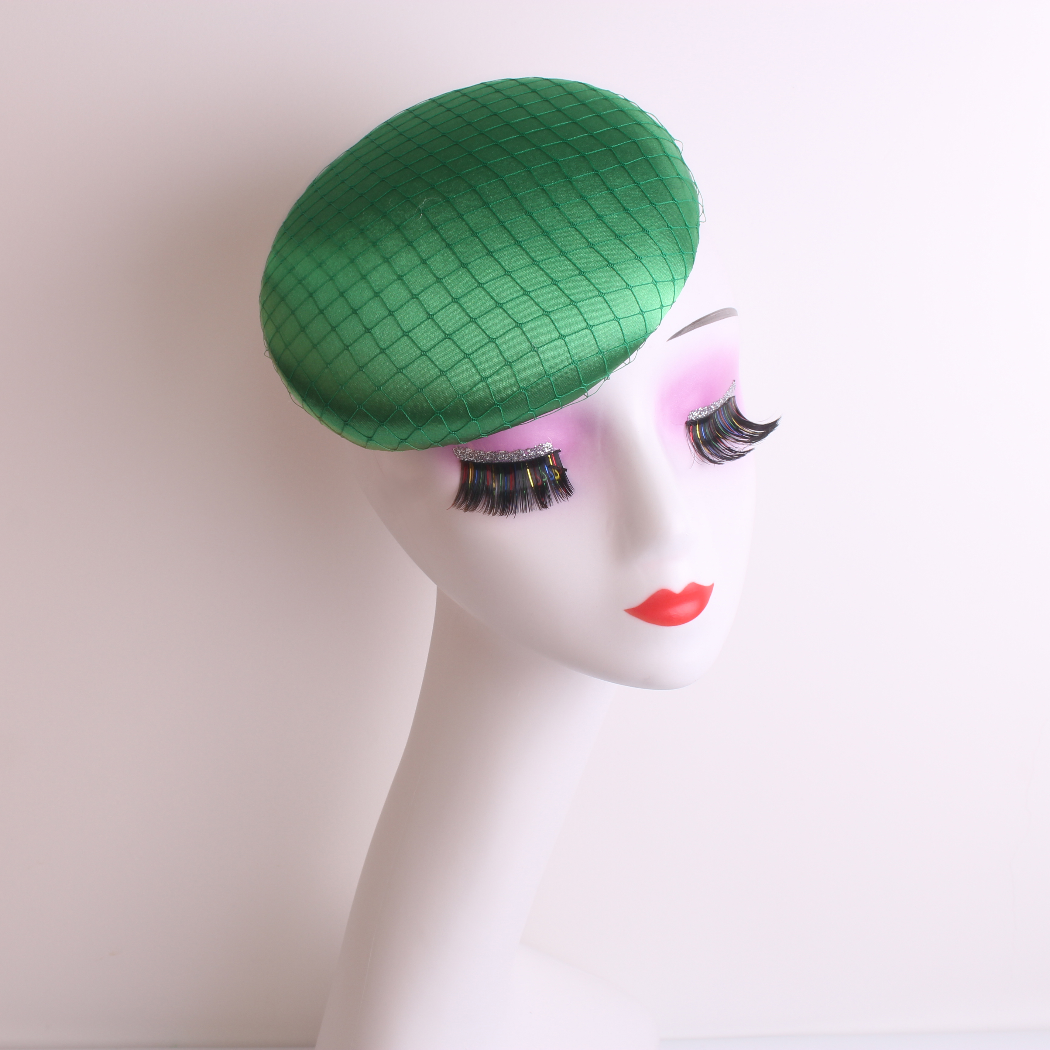 Chapeaux de fête en Satin de 15CM, accessoires pour cheveux, couvre-chef de Cocktail, chapeaux de mariée, chapellerie de mariage rouge, couvre-chef d'église