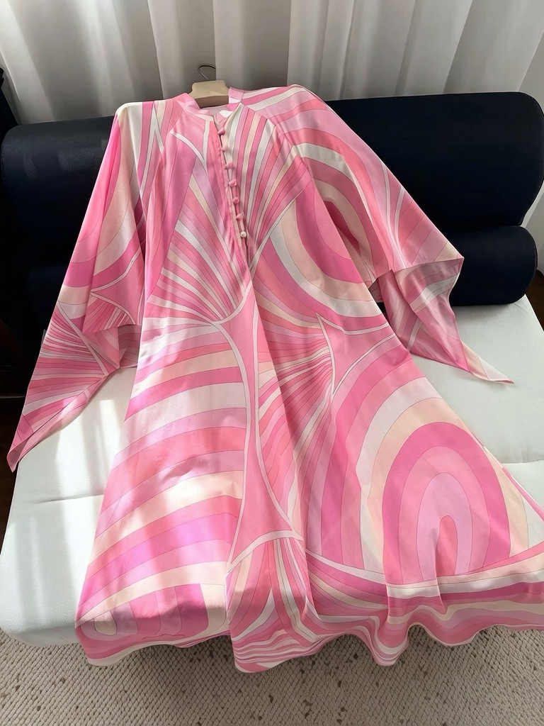 Nouvelle robe longue kaftan haut de gamme pour femme, imprimée color block, col montant, manches évasées à bordure feuille de lotus, idéale pour les voyages et les vacances