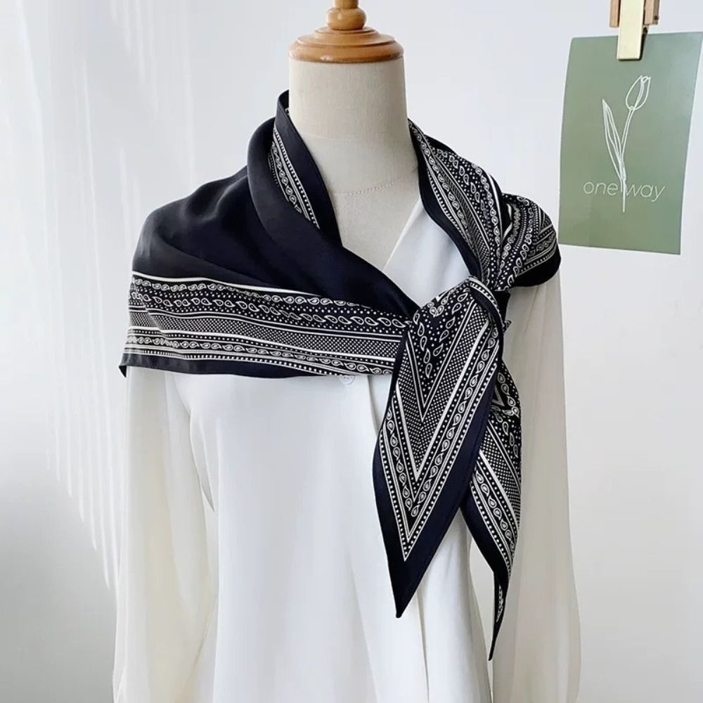 Écharpe triangulaire élégante pour femme, protection solaire, foulard multi-positions, ceinture en soie fine