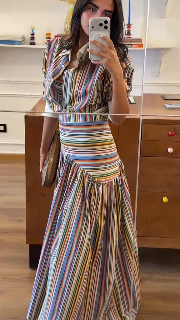 Robe rayée pour femme, col en V profond, manches longues, avec ceinture, tenue décontractée et ample pour le quotidien, collection 2026