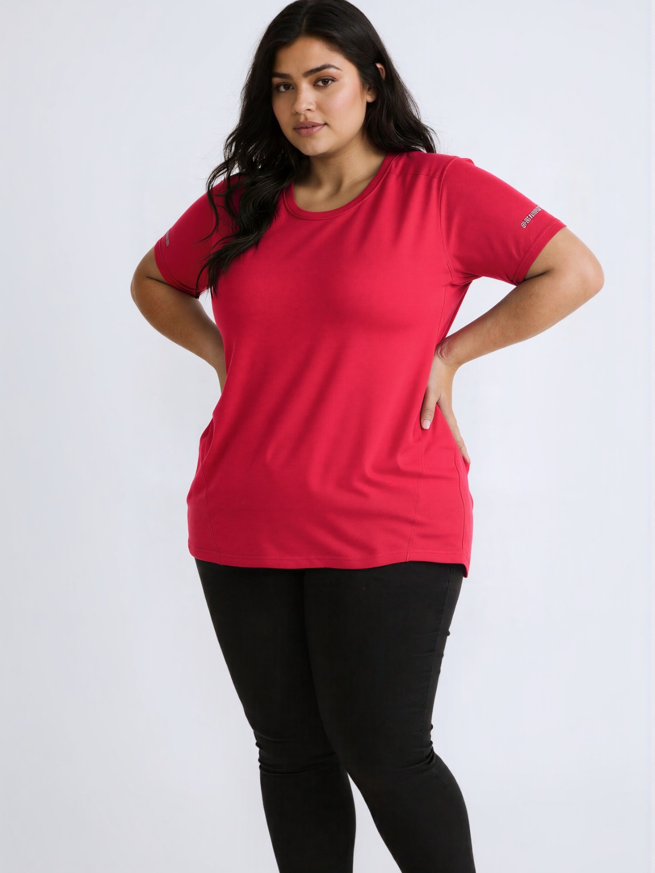 T-shirt pour femmes grande taille 1XL-7XL, haut décontracté d'été à manches courtes, chemise pour femmes à manches courtes de couleur unie à col rond