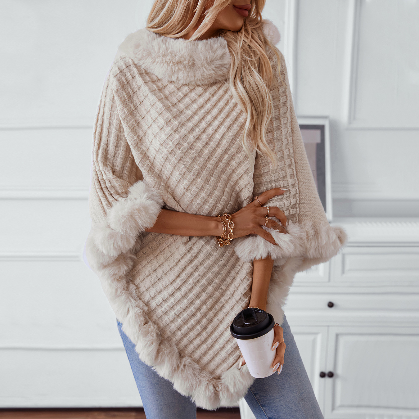 Nouveau en hiver couleur unie col de fourrure pull châle femmes mode épais chaud tricoté Poncho décontracté luxe Cape vêtements d'extérieur
