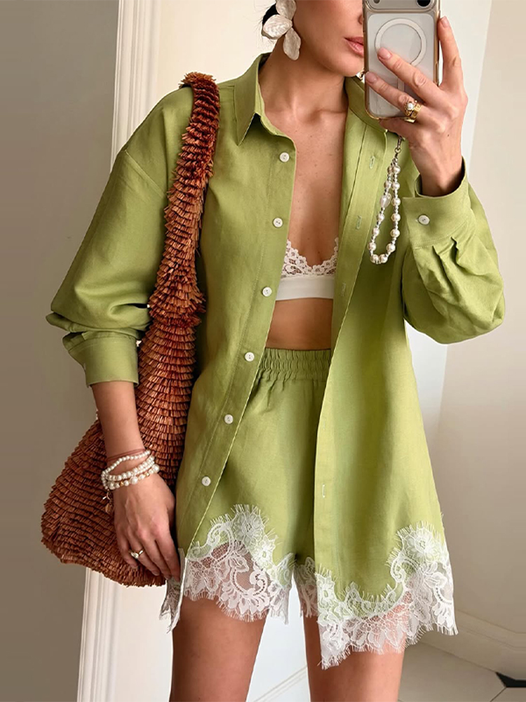 Ensembles décontractés chemises amples et shorts pour femmes, avec revers et patchwork en dentelle, taille élastique, tenues chic pour vacances à la plage été 2026