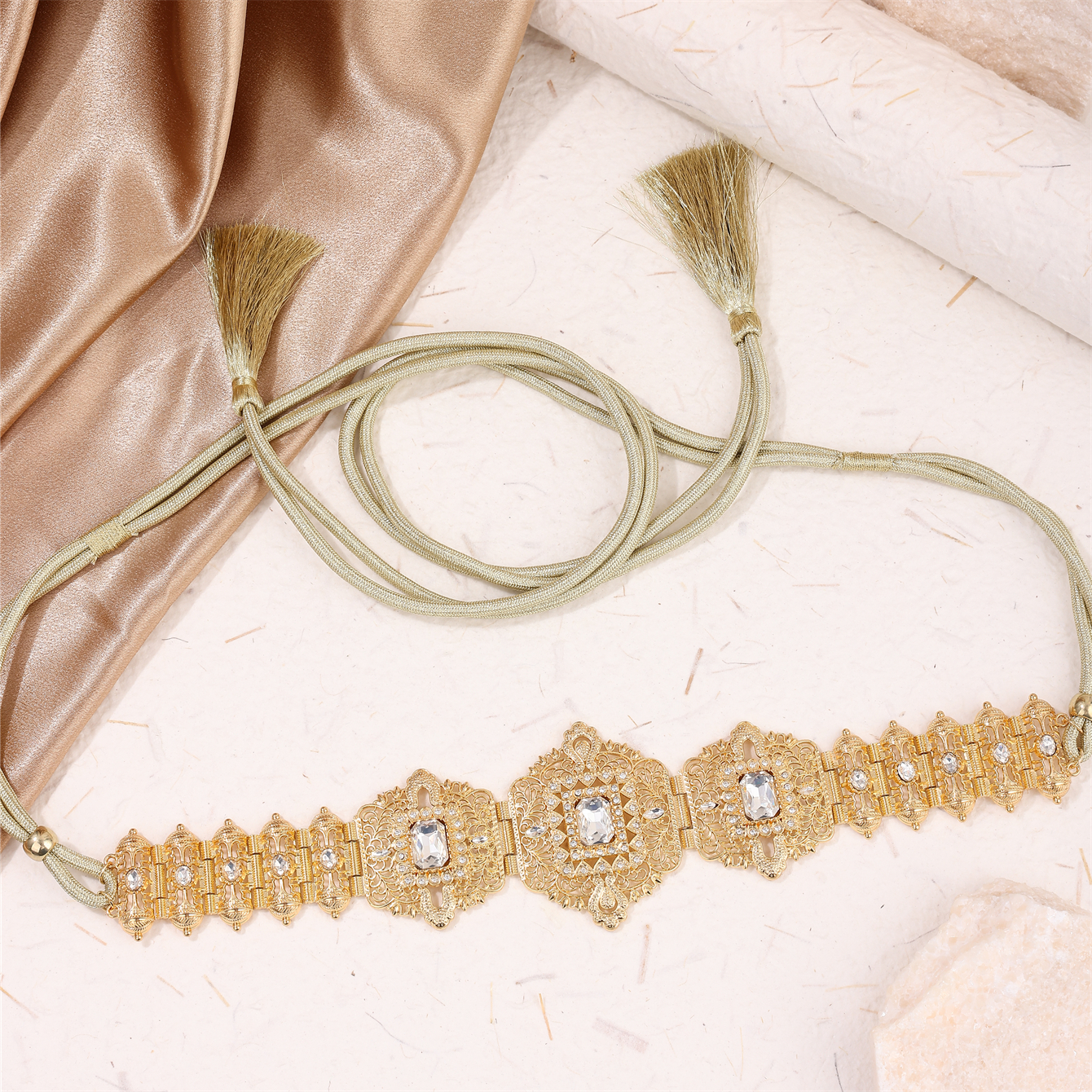 Ceinture de robe pour femmes d'arabie saoudite incrustée de strass taille réglable style royal vintage ceinture de mariage pour dames gif