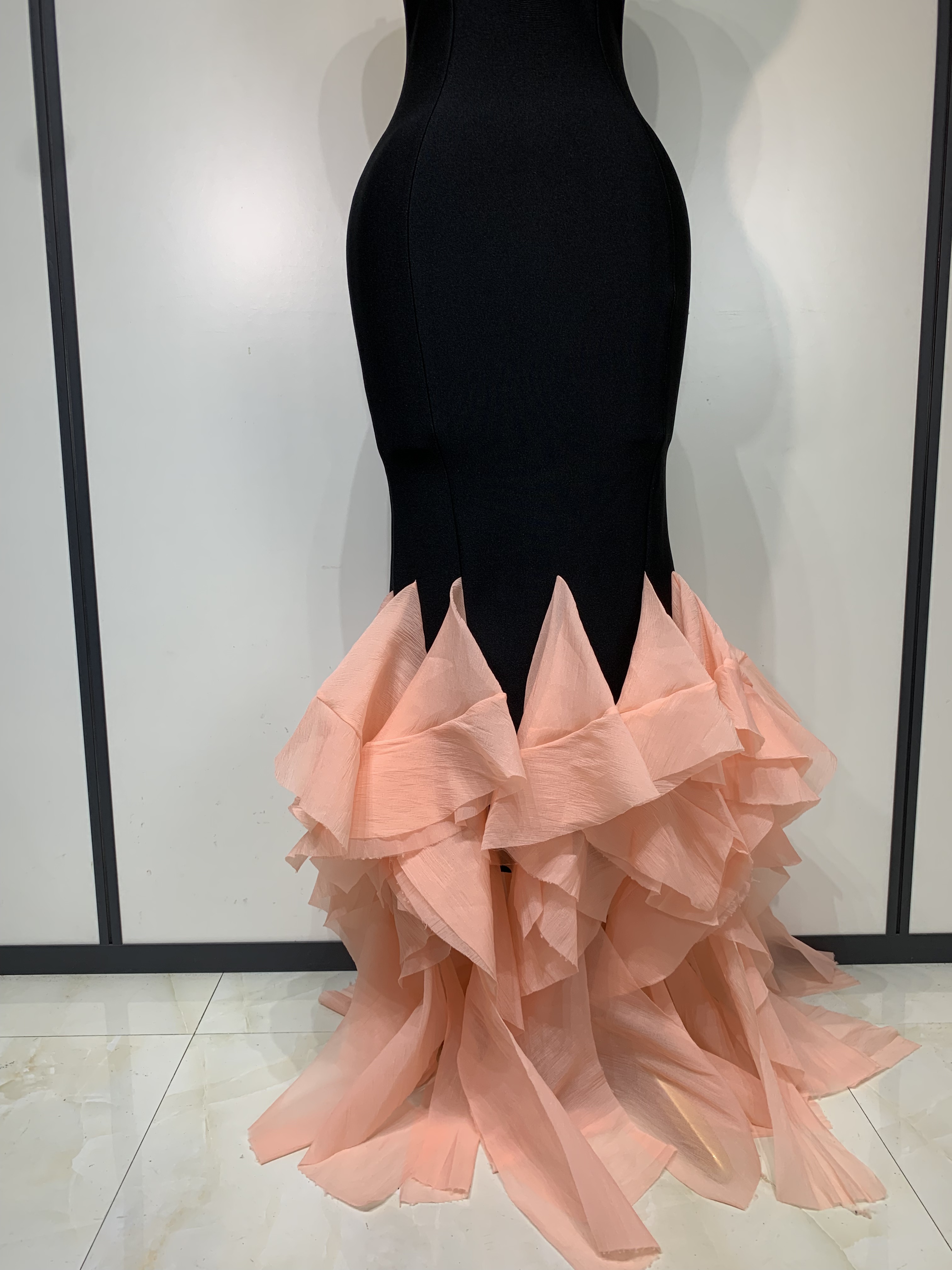 Robe longue moulante noire sexy à col en V pour femme, robe de soirée de luxe pour anniversaire, bal de promo, robe de cocktail élégante pour célébrités