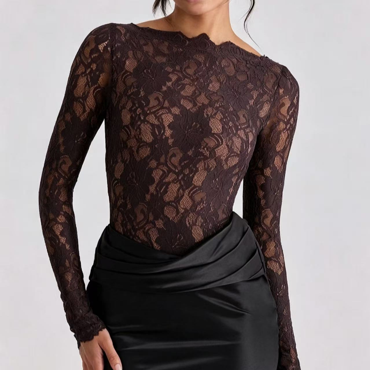 Robe longue élégante en satin avec empiècements en dentelle pour femme, idéale pour les soirées, les bals de promo et les mariages