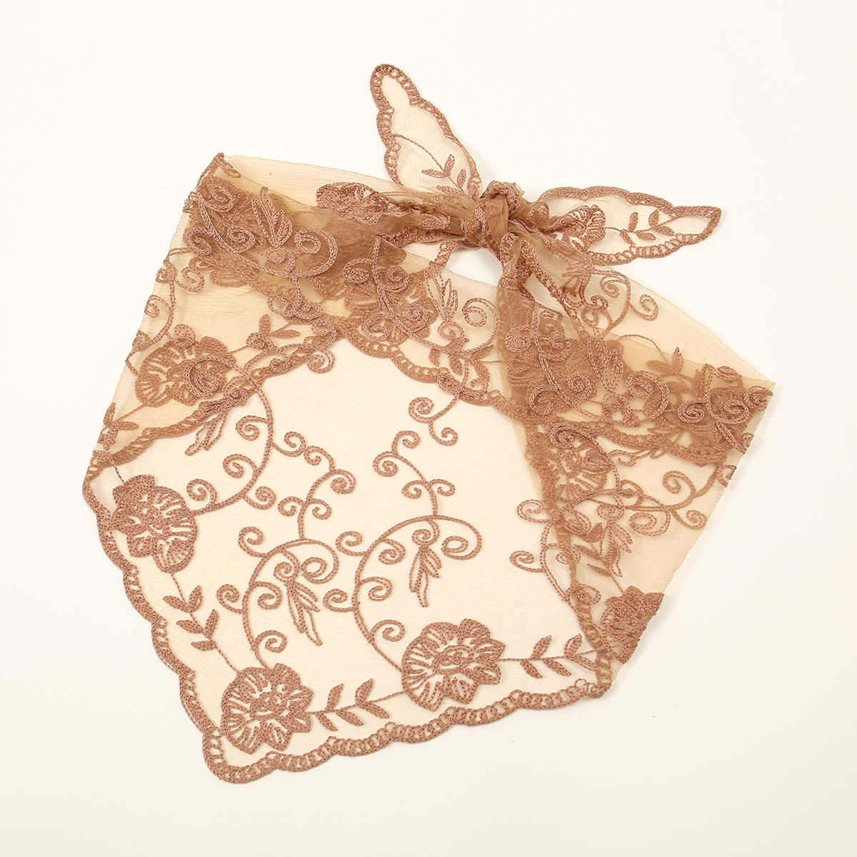 Écharpe triangulaire en dentelle française pour femme, fleur brodée, petit châle au crochet, écharpe de tête, enveloppes de sauna, bandana, vente en gros