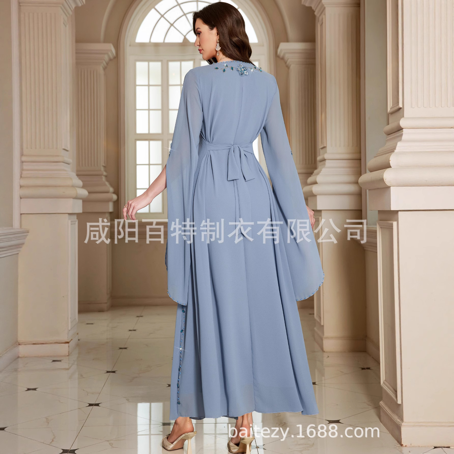 Robes de cérémonie élégantes et tendance pour femmes, couleur bleue unie, col rond, longueur cheville, avec perles, abaya musulmane, nouvelle mode féminine
