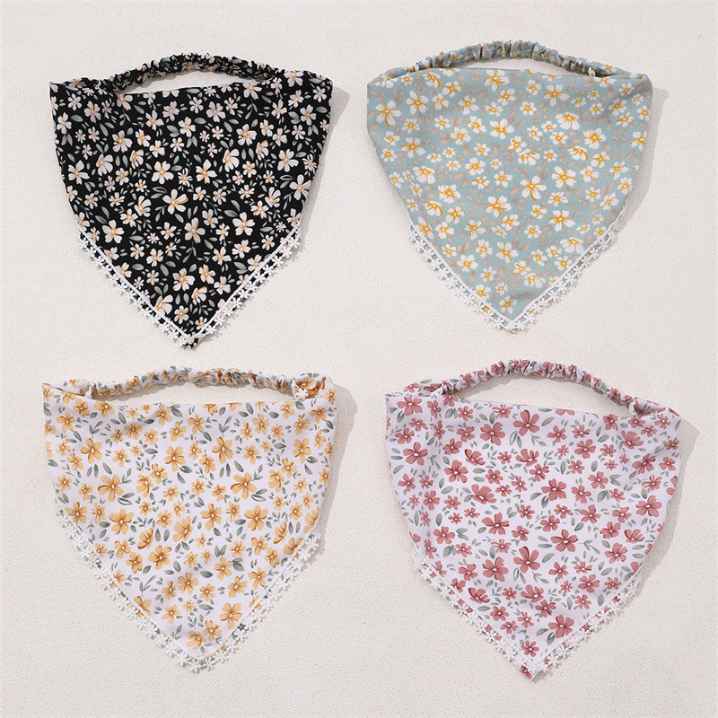 Lot de 4 bandeaux turban floraux avec dentelle et foulard triangulaire – Bandeau élastique pour cheveux, accessoire de mode pour tous les jours.