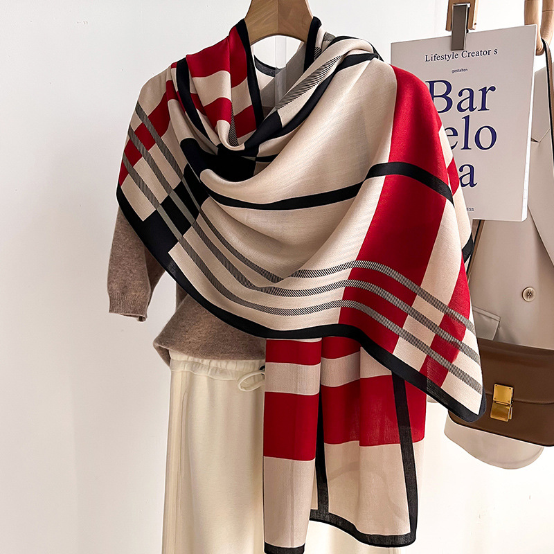 Écharpe rayée multicolore Style élégant mince châle chaud automne hiver résistant au froid écharpe inelastique confortable pour les femmes