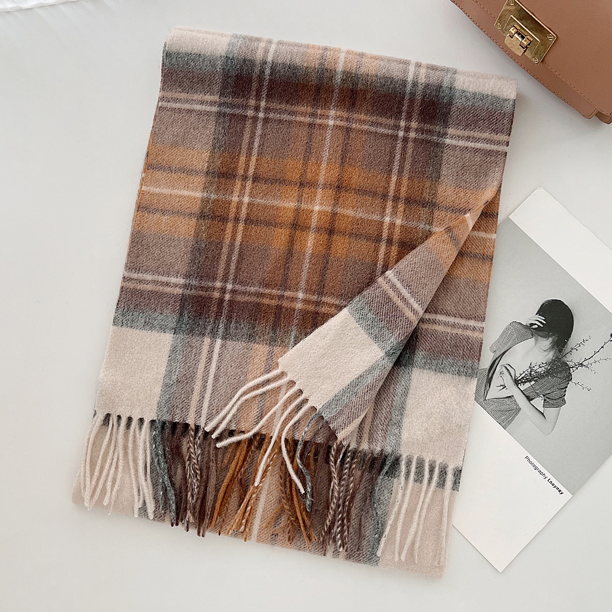 100% laine écharpe pour femmes hommes Style britannique Tartan Plaid cachemire foulards avec gland femme hiver chaud cou écharpe châle 2024