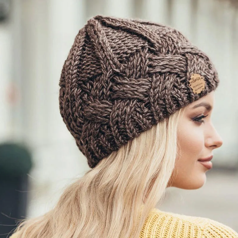 Nouveau chapeau d'hiver pour femmes bonnet tricoté épais Skullies chapeau automne extérieur chaud Streetwear casquettes rouge noir rose femme