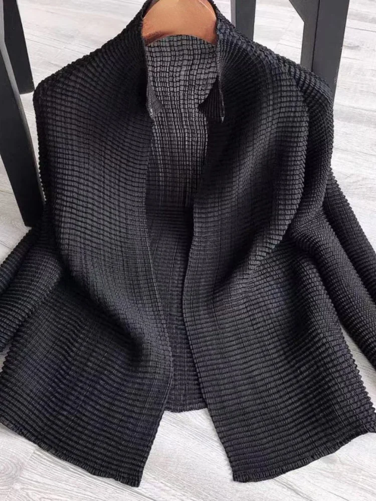 Veste unie pour femme Woherb, nouvelle collection, protection solaire, vêtement d'été fin et transparent, manteau plissé oversize tendance 2026, hauts d'extérieur