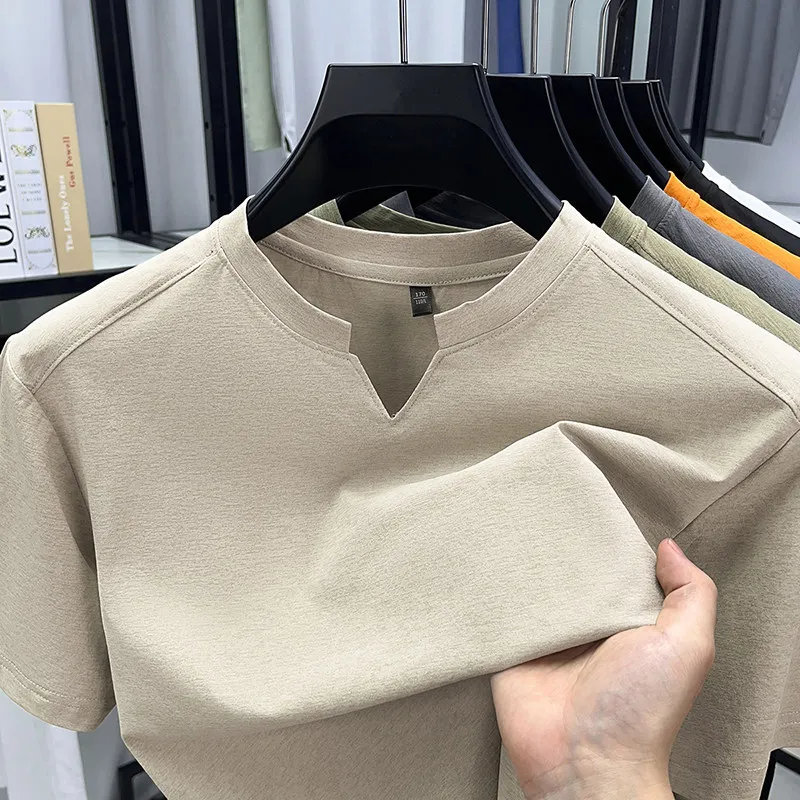 T-shirt à manches courtes pour hommes coréens, décontracté et à la mode, petit col en v, couleur unie, confortable, haut polyvalent d'été