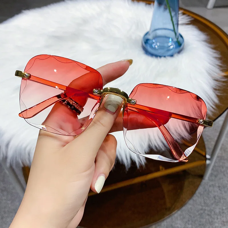 Lunettes de soleil carrées sans monture pour femmes et hommes, nuances de soleil dégradées d'été pour les vacances, les voyages à la plage, étui à lunettes non inclus