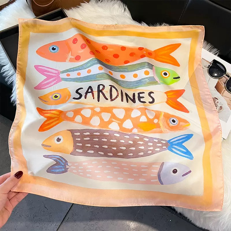 Foulards carrés en soie à motif poisson tendance pour femmes, élégants hijabs toutes saisons, décoratifs pour le cou, bandanas doux