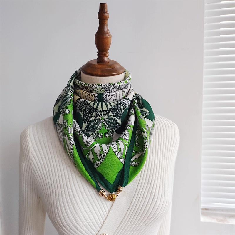 Foulard carré de luxe pour femmes, enveloppe à boucle magnétique, imprimé floral à carreaux, Triangle croisé, foulard en soie, doux et chaud, 65cm x 65cm