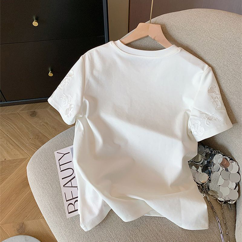 Femmes vêtements été mode Vintage broderie blanc coton basique t-shirt femme Simple décontracté col rond manches courtes hauts amples