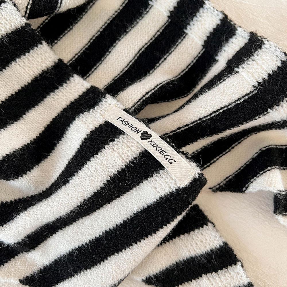 Coréen rayé femmes écharpe laine tricoté rayé Triangle foulard pour femmes Hijab mode haut de gamme épaule châle hiver écharpe