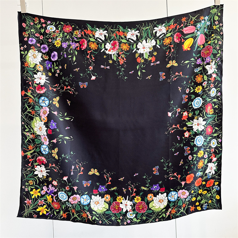 Foulard en soie 90 cm pour femme, bandanas carrés, foulards de luxe de créateur, foulards roulés à la main, accessoires de tête et de sac, décoration