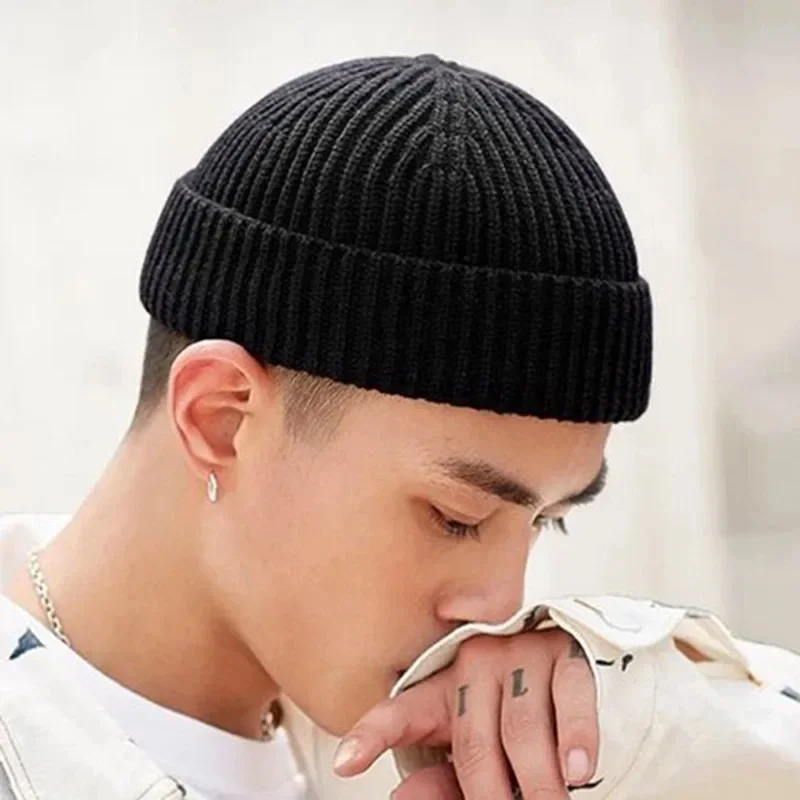Chapeau tricoté pour hommes et femmes casquettes laine mode Simple chaud Skullies bonnets solide automne hiver bonnet Style à la mode